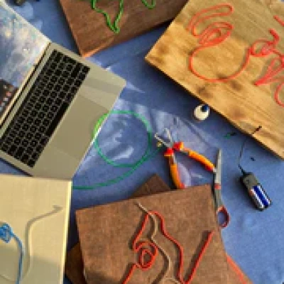 STEM in lager onderwijs - Neon kunstwerk